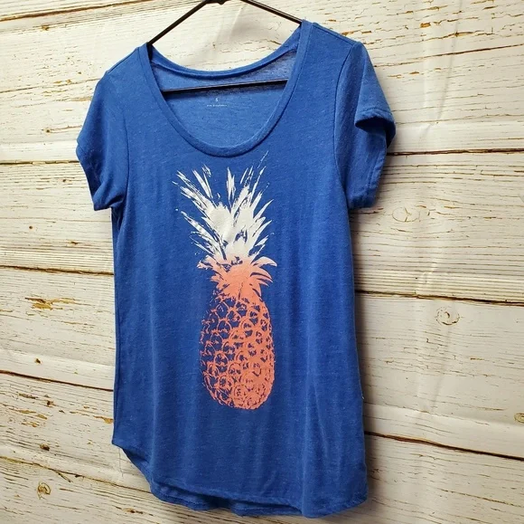Lucky Brand Pineapple T Shirt - Picture 2 of 5
